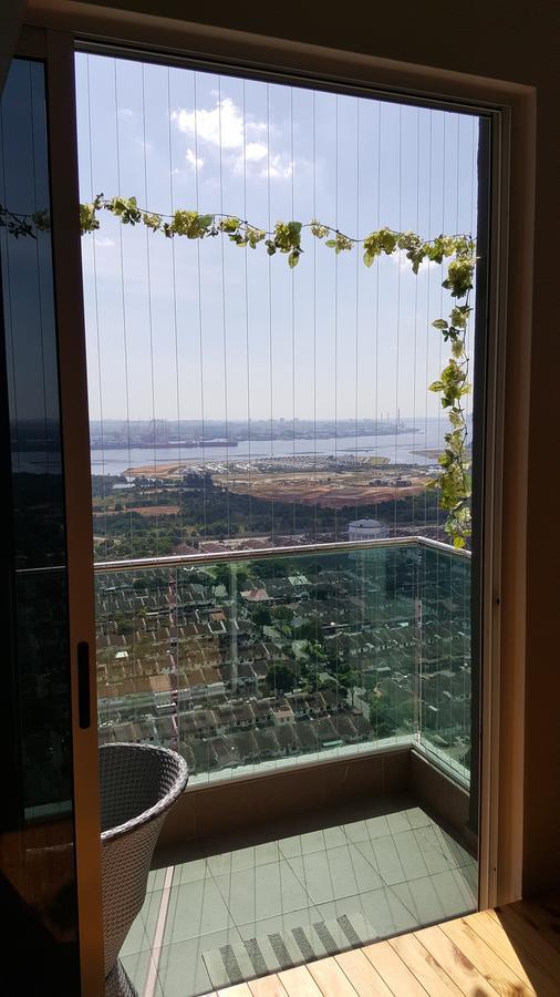蒂卡尔顿海景公寓式酒店 新山 外观 照片